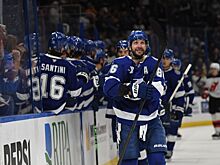 Тампа — Филадельфия — 3:0, видео, голы, обзор матча чемпионата НХЛ, три очка Кучерова, сухарь Василевского