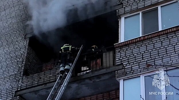 Из пожара на Медицинской спасли семерых человек