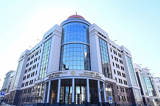 Суд признал законной работу ректора вуза по совместительству
