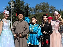 Калмыкия покажет национальные костюмы 8 и 9 ноября в Госдуме России