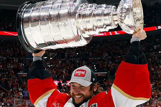 Бобровский может войти в топ-6 по победам за всю историю НХЛ по итогам сезона-2025/2026