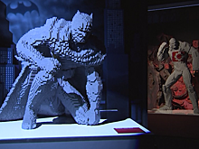 Бэтмена собрали по кусочкам: в Лондоне проходит выставка сделанных из Lego супергероев