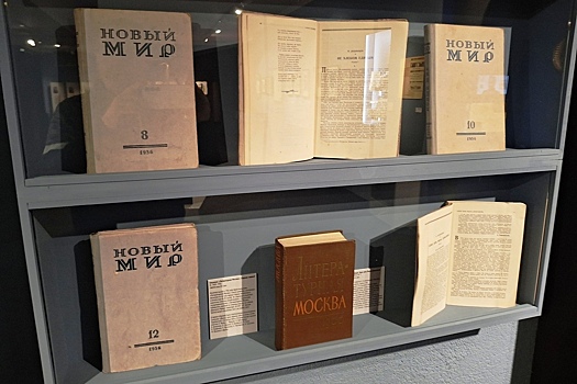 В Москве открылась выставка к 110-летию Константина Симонова