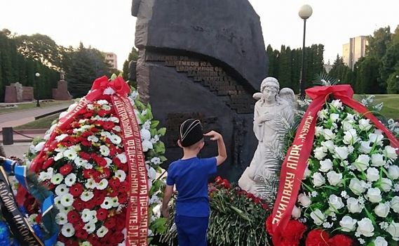 Сегодня в Курске вспоминают погибших подводников