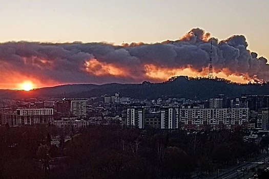 Дым от пожаров на Западной Украине после атаки ВС РФ сняли со спутника