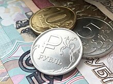 Работодателей предложили штрафовать за отказ переводить зарплату в другой банк
