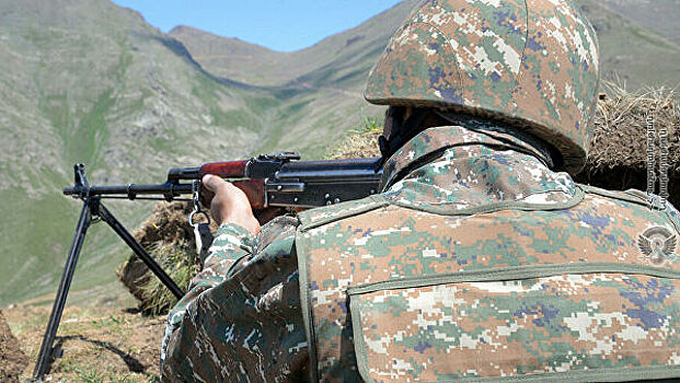 Армения заявила об обстреле Азербайджаном города Берд