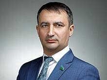 Стало известно о возможном отъезде из России назвавшего ХМАО родиной мигрантов депутата