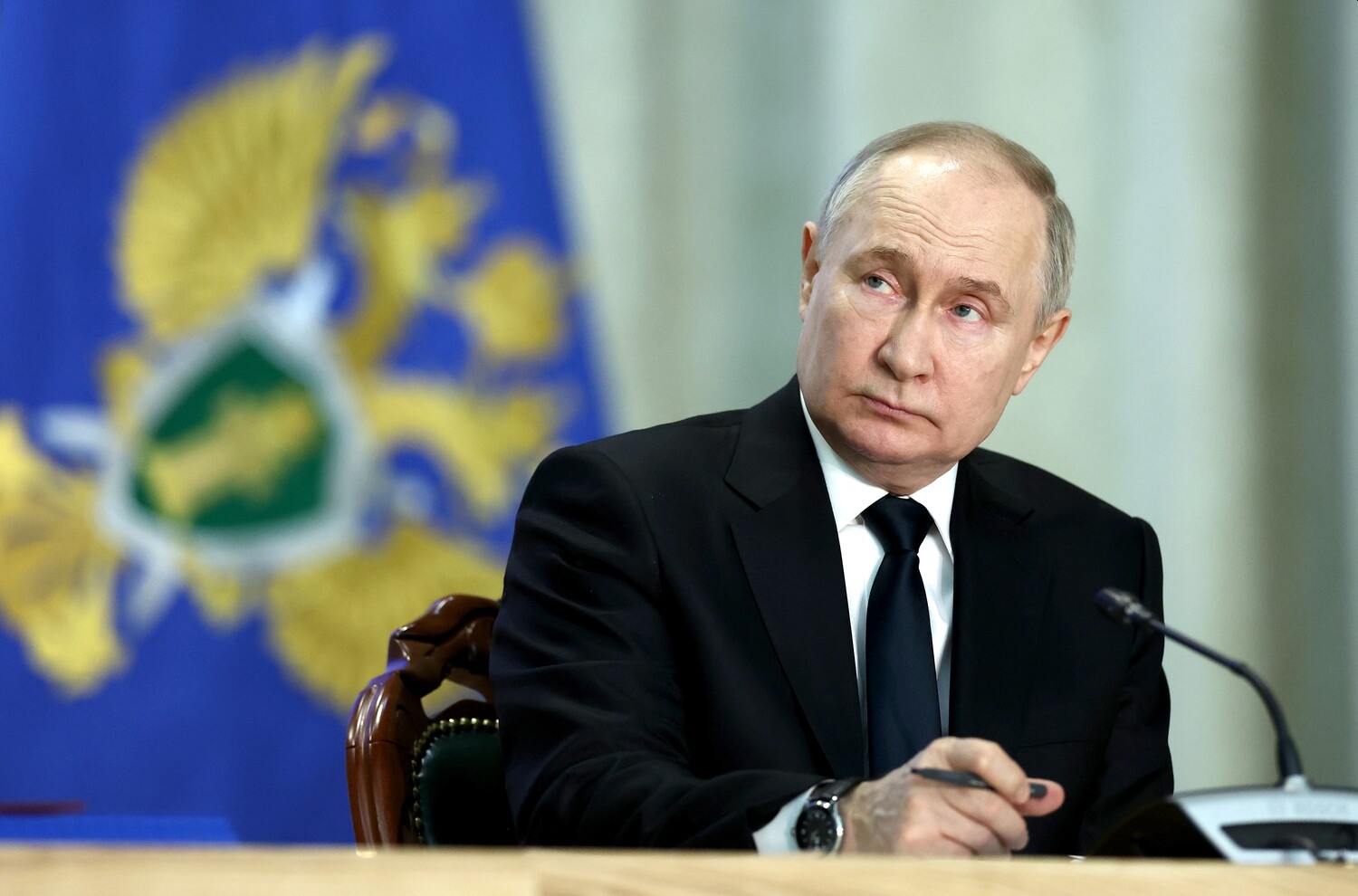 ВЦИОМ: около 80% россиян считают, что Путин сможет обеспечить стабильность в стране