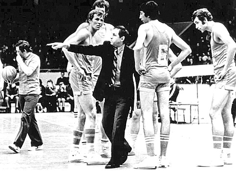 Как мы радовались тогда золоту «Спартака»! Полвека назад клуб с берегов Невы впервые выиграл чемпионат страны по баскетболу