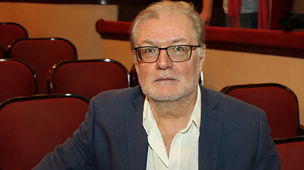 Актёра Владимира Симонова проводили в последний путь аплодисментами: видео Super