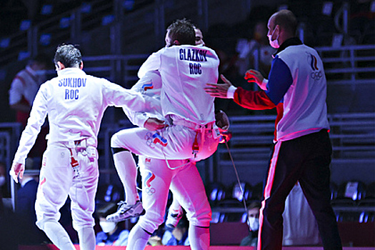 Российские шпажисты проиграли Японии и завоевали серебро на Олимпиаде