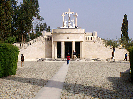 Заглавное изображение Фатима