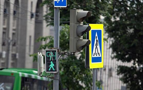 Мэр Курска потребовал демонтировать старые светофоры при установке новых