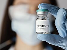 Хроники коронавируса: зачем нужна вторая доза вакцины от COVID-19