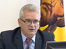 Иван Белозерцев призвал ведомства быстрее реагировать на обращения