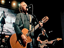 Фильм-портрет "Поэт. Влад Маленко" представили в Москве