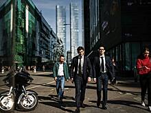 Элитная недвижимость, личная охрана и доход в 500 тысяч рублей. Почему состоятельным россиянам все равно не хватает денег?