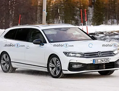 Volkswagen вывел на тесты Passat следующего поколения