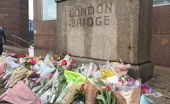 "Герой нарвалового бивня" все еще на реабилитации год спустя после теракта на Лондонском мосту