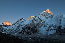 Рекордное число альпинистов покоряют Эверест в 2023 году