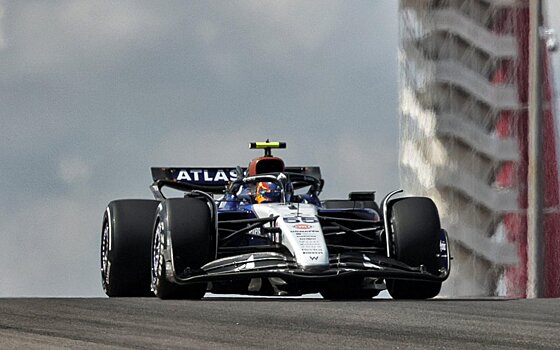 Болельщики приветствовали Сайнса на протяжении 27 секунд после спринта в США. Карлос финишировал на 3-м месте