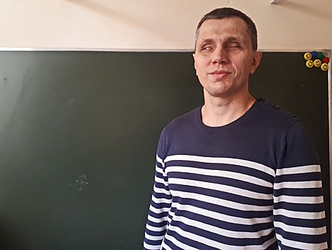 Учитель, который никогда не видел своих учеников: слепой преподаватель информатики о жизни незрячих в Твери