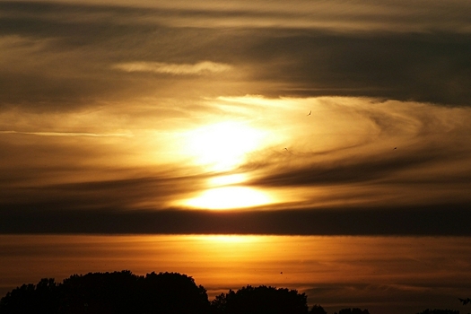 На Солнце произошла двойная сильная вспышка