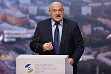 Лукашенко: Россия не должна «ползать перед кем-то» и просить переговоров