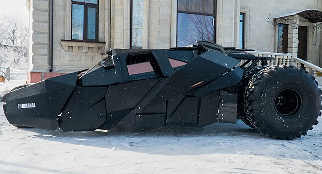 В Казахстане выставили на продажу реплику Бэтмобиля за 28 млн. рублей