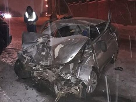 В Уфе в ДТП скончался водитель, четыре пассажира госпитализированы
