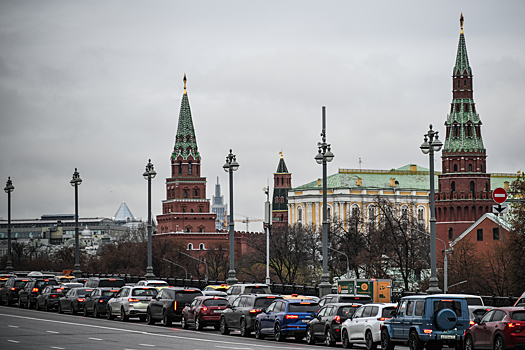 Москвичей призвали забыть про машины на неделю и пересесть на метро