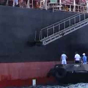 Спасатели прекратили поиски моряка с затонувшего сухогруза у берегов Крыма
