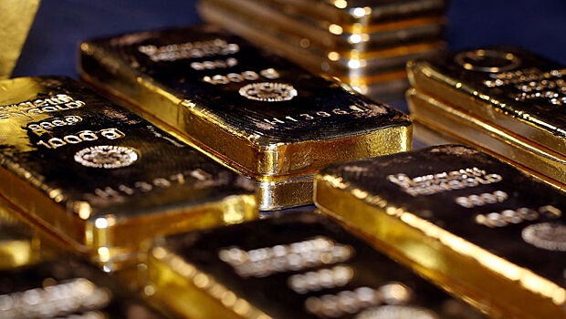 Россия и США вступили в борьбу за золото и активы