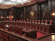 На сайте КС появилась статья о «политических шлюхах»