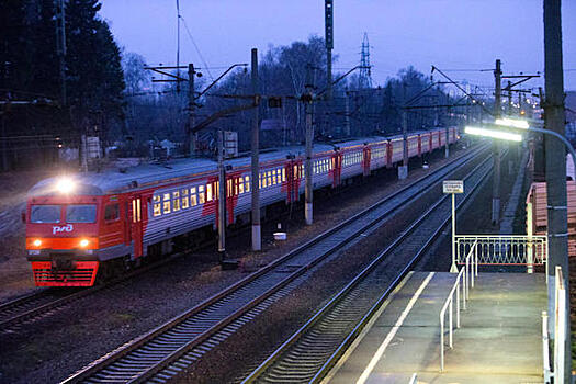 Пригородный поезд Крюково-Москва начнет совершать дополнительные остановки с 7 июля