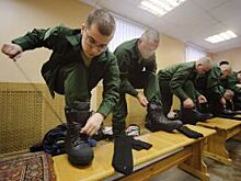 Депутата Гордумы Екатеринбурга ждут в военкомате