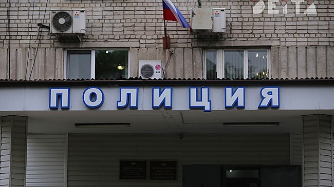 Подозреваемого в порче автомобиля городской общественницы разыскивает полиция Находки