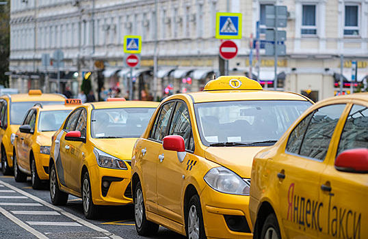 «Все для безопасности». Агрегаторы хотят проверять водителей такси по единой государственной базе