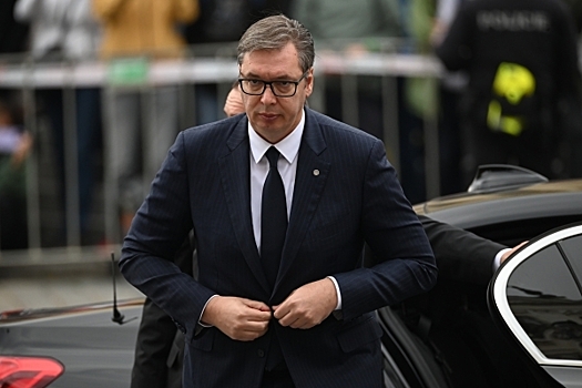 Вучич заявил, что Сербия не передает оружие России или Украине