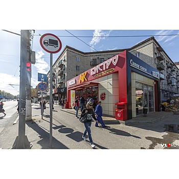 Борьба с киосками продолжается: закусочной в центре Волгограда не удалось стать недвижимостью