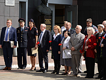 В преддверии 9 мая прошла торжественная церемония возложения цветов к памятнику погибших сотрудников при исполнении