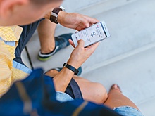 Психиатр счел нормальным желание трясти ногой во время сидения за столом