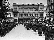 "С криками о независимости искали себе хозяев за границей". Весной 1918 года немцы оккупировали Украину по ее просьбе