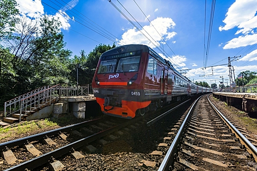 В Москве подростки сняли с линии железнодорожный состав