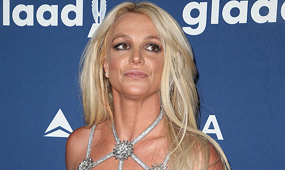 Отец Спирс подал заявление о прекращении опеки над певицей