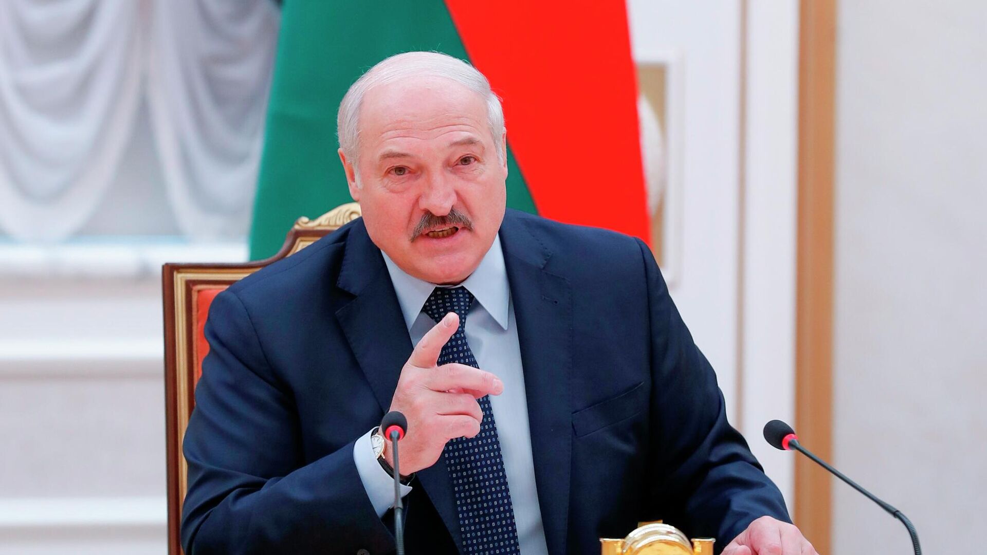 Лукашенко резко высказался о работе ВПК Белоруссии