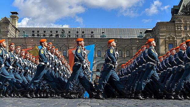 В Латвии на всех телеканалах Balticom транслировался парад Победы в Москве