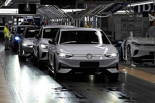 Ушедшему из России автогиганту спрогнозировали проблемы из-за политики Трампа