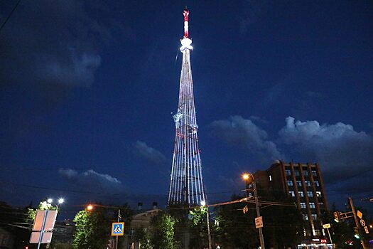 На телебашнях Нижнего Новгорода и Казани включат подсветку в честь первого рейса «Метеора»
